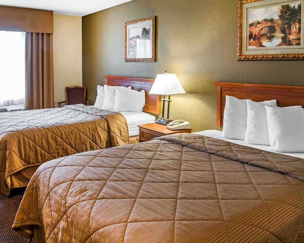 Фото Rodeway Inn of Espanola