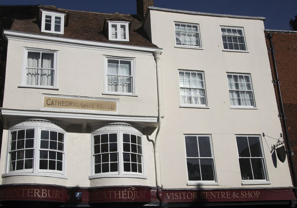 Фото Cathedral Gate Hotel
