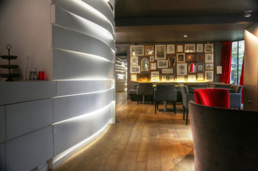 Фото Hôtel Moliere