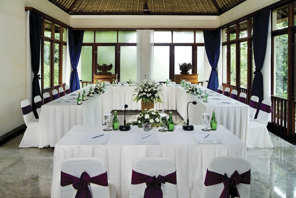 Фото Komaneka at Tanggayuda