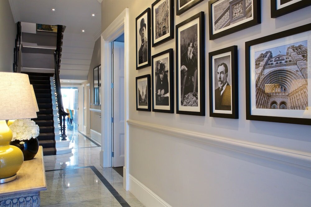 Фото 54 Queens Gate Hotel