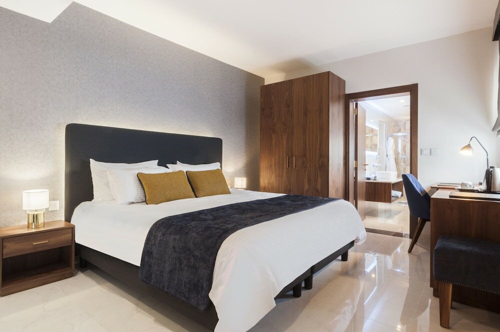 Фото The Duke Boutique Hotel