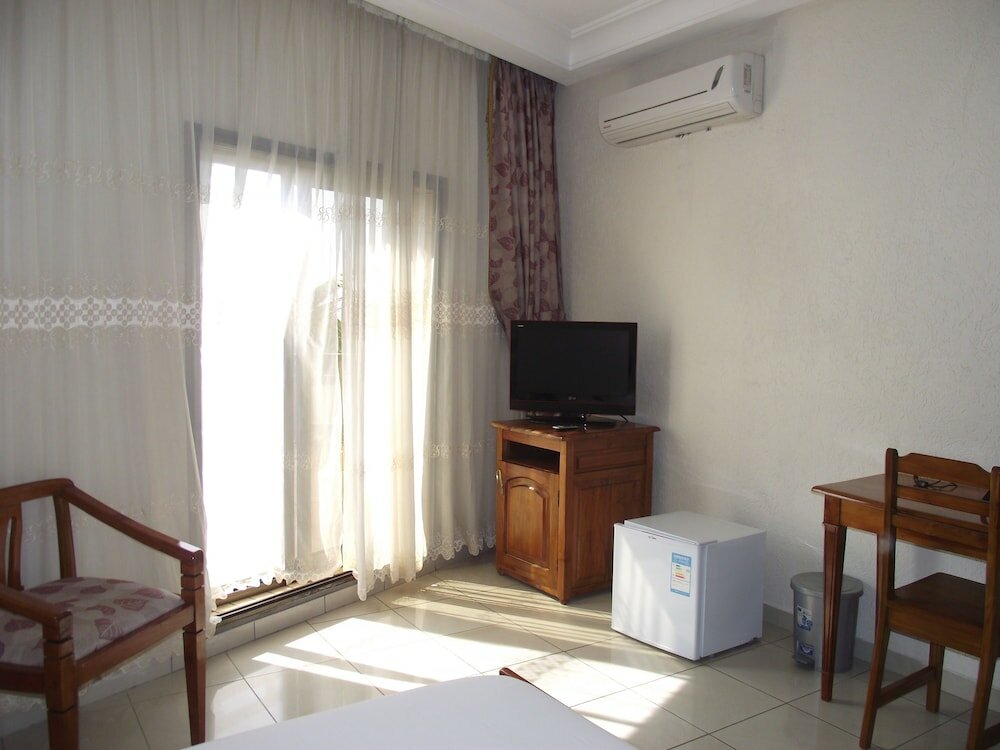 Фото Hotel Ghis Palace