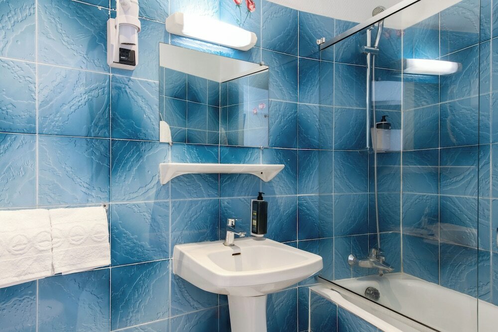 Фото Hotel Ambassadeur