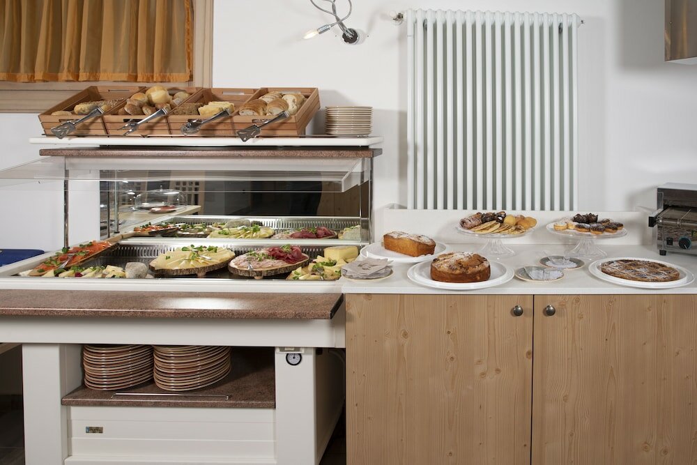 Фото Hotel Garni La Suisse