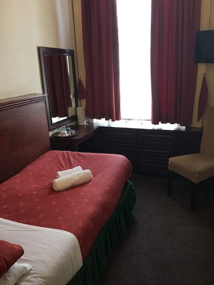 Фото Smiths Hotel