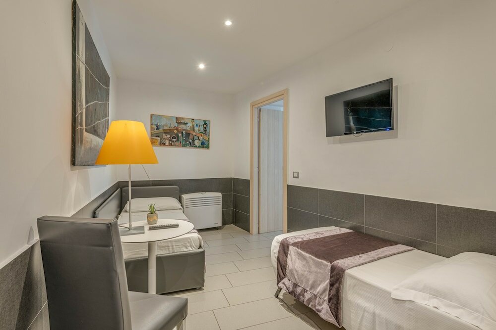 Фото Trevi Palace Hotel