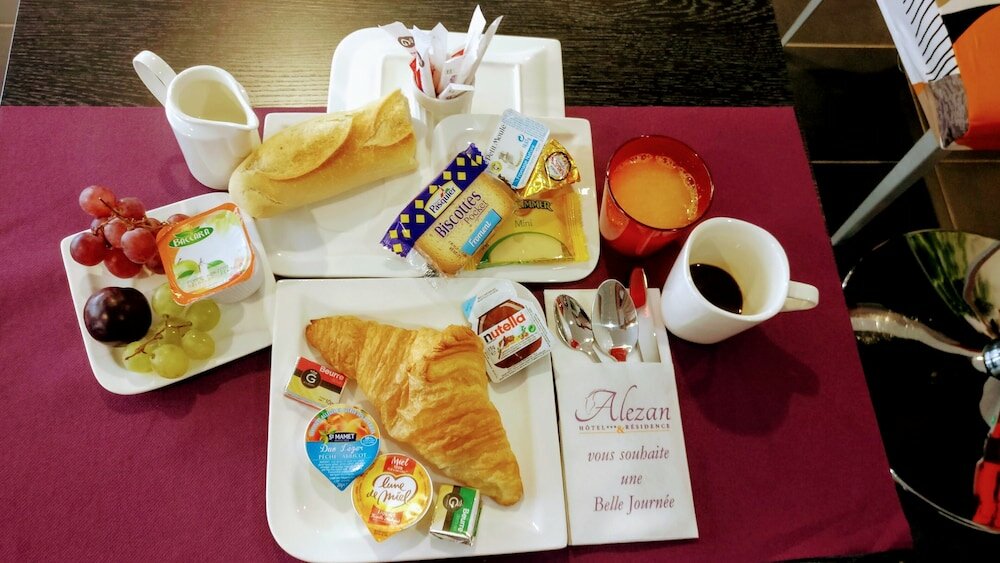 Фото Alezan Hotel