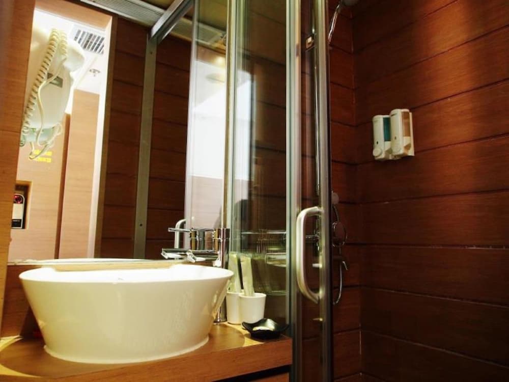 Фото Bluejay Residences