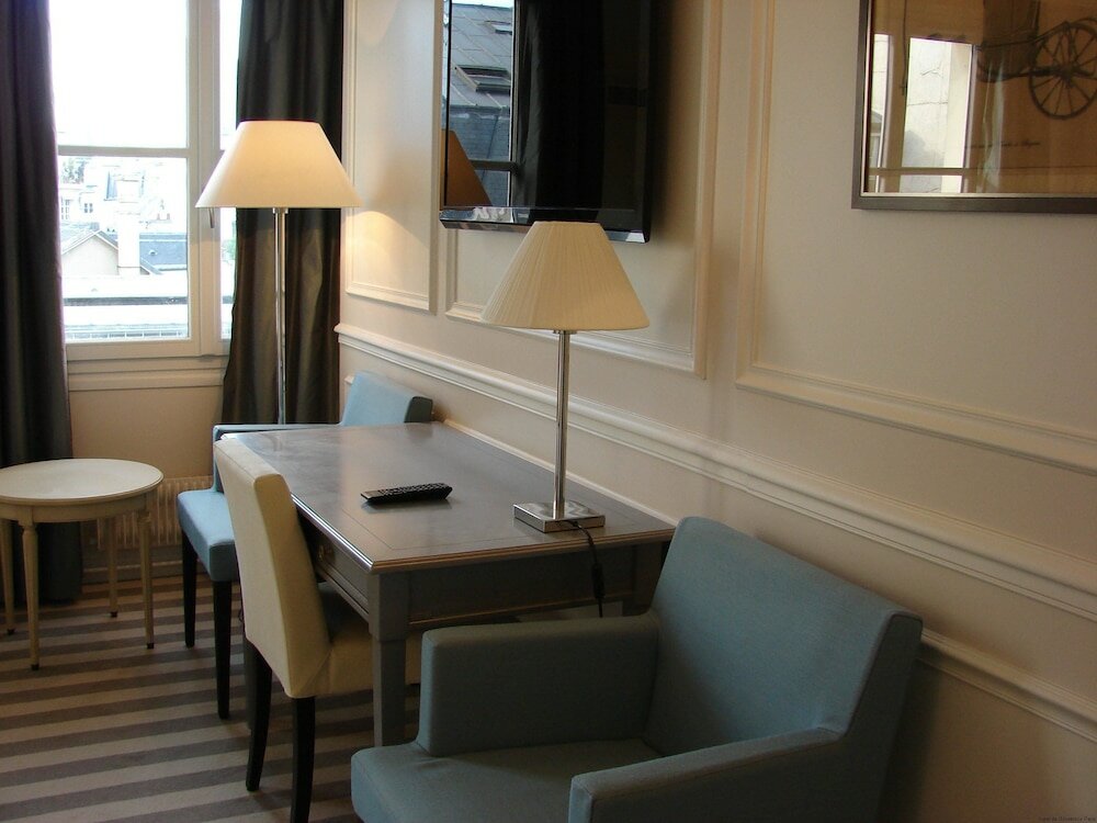 Фото Hotel De L'Universite