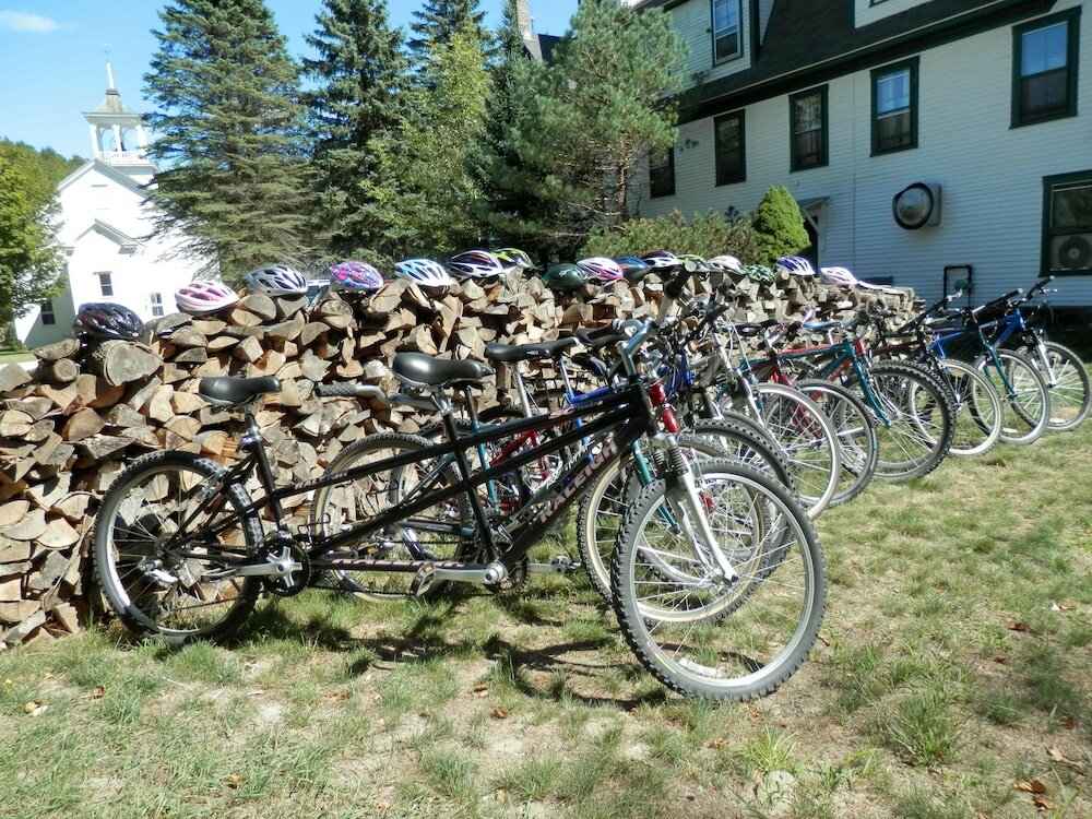 Фото Follansbee Inn