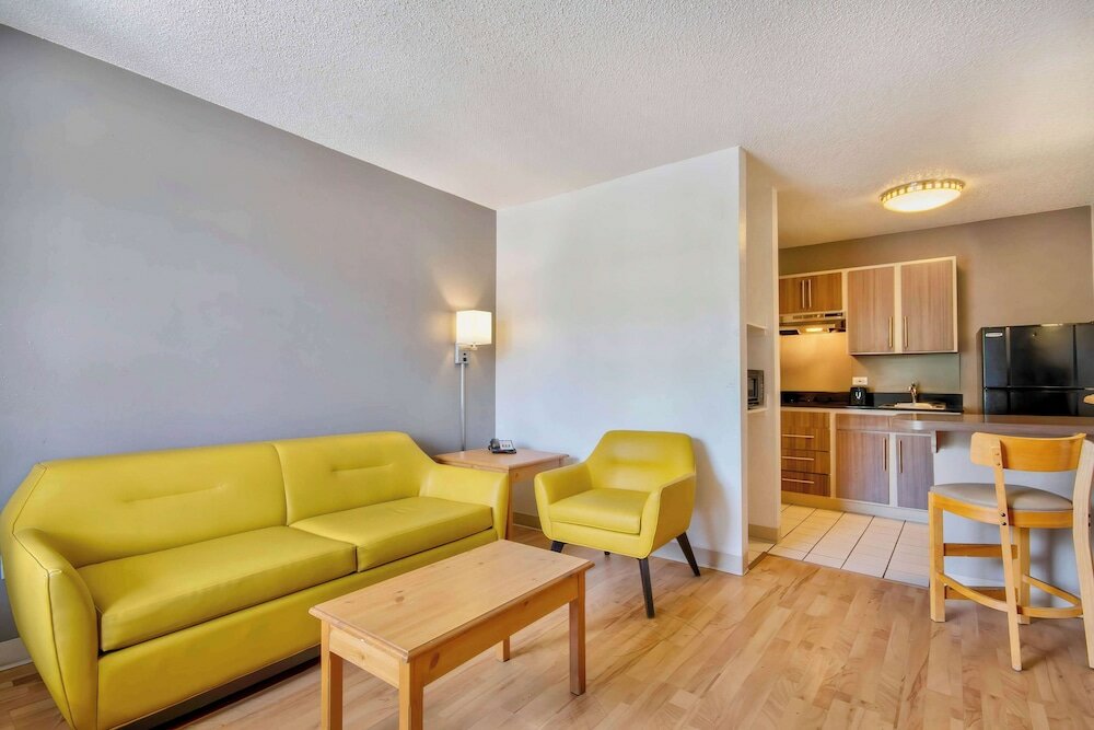 Фото Studio 6 San Antonio, Tx - Six Flags