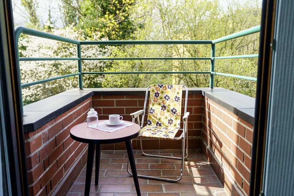 Фото Tante ALMA's Bonner Hotel