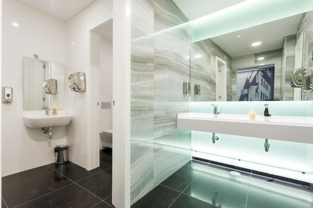 Фото Hotel Capital