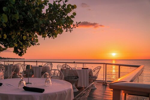 Внешний вид отеля Travellers Beach Resort в Бульваре Нормане Манлях, фото 5