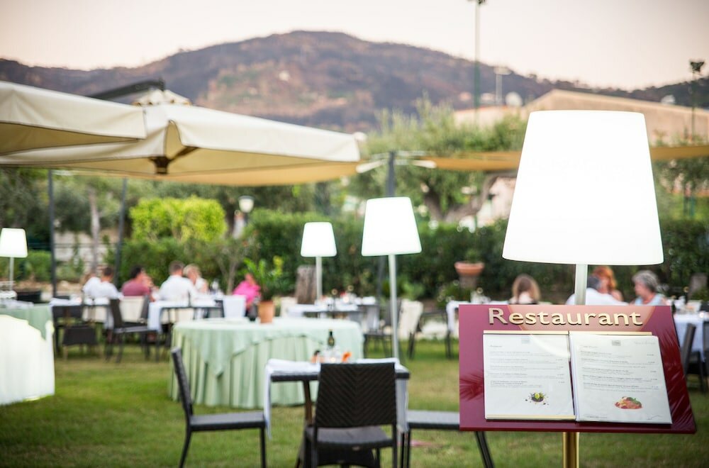 Фото Hotel Baia Del Capitano