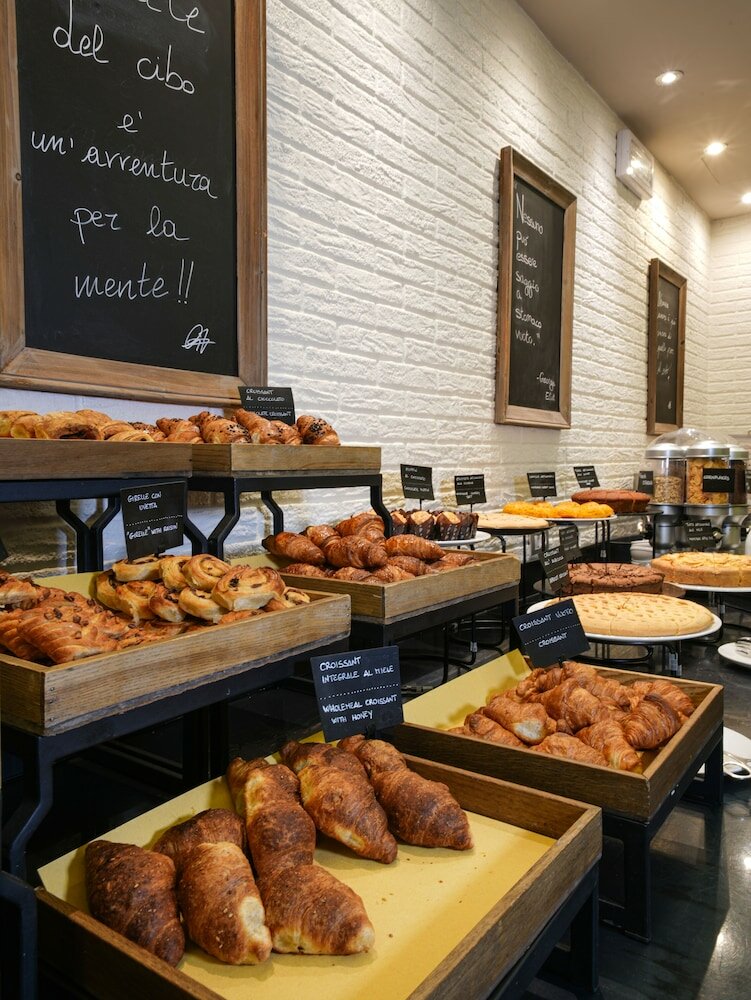 Фото La Meridiana Bleisure Hotel