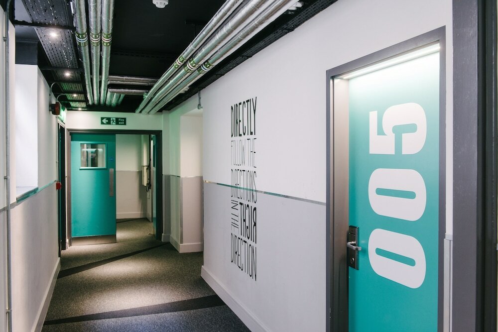 Фото Generator London