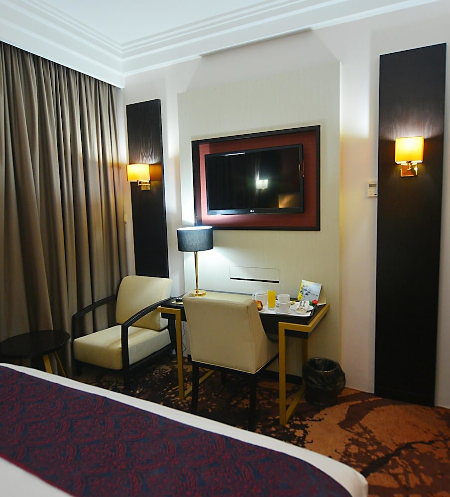 Фото Hôtel Fleur de Lys Plateau