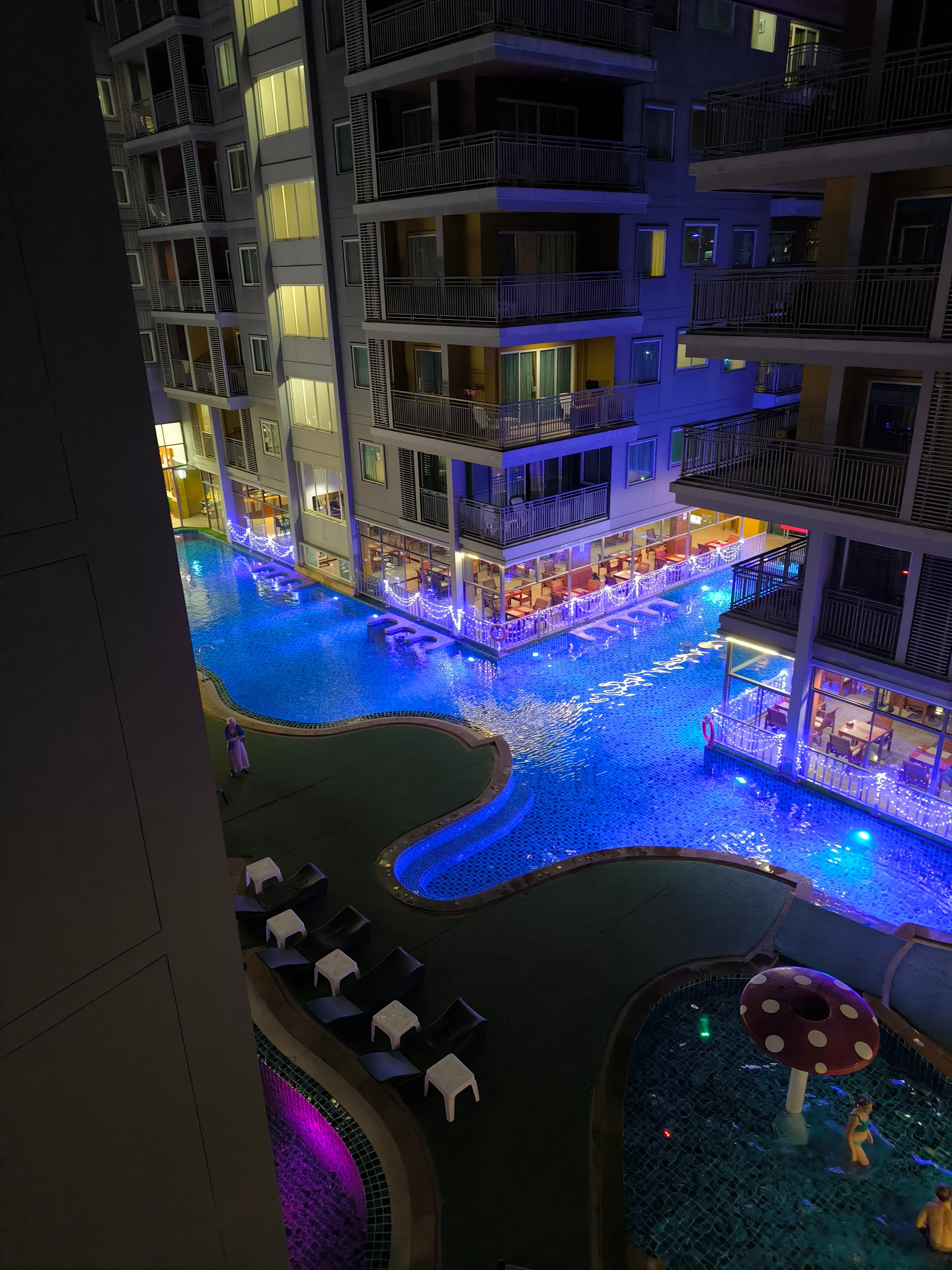 Фото Elite Suites Hotel Patong