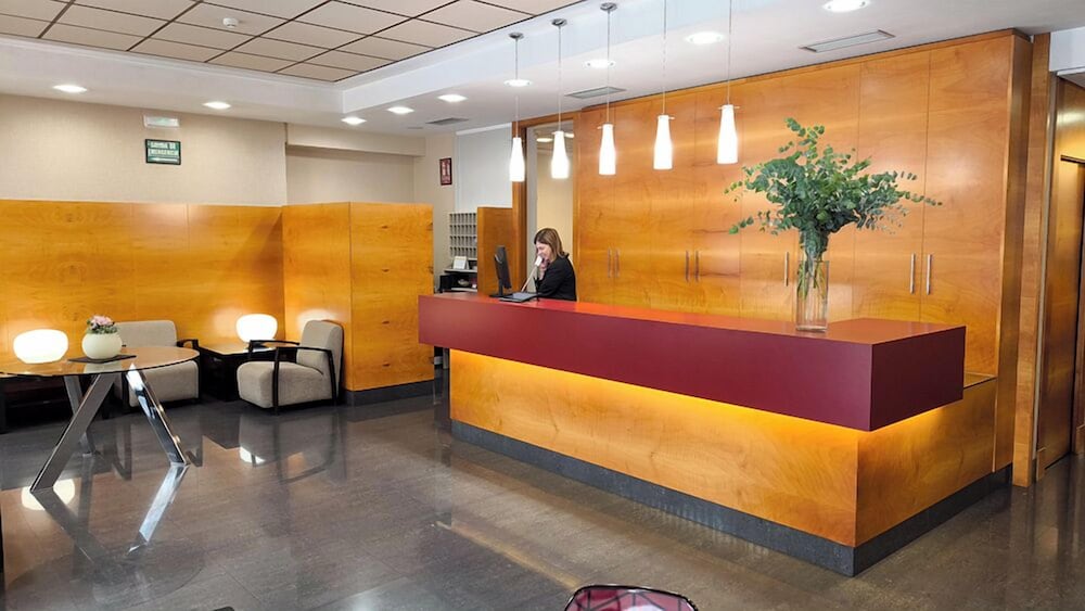 Фото Hotel Condes de Haro