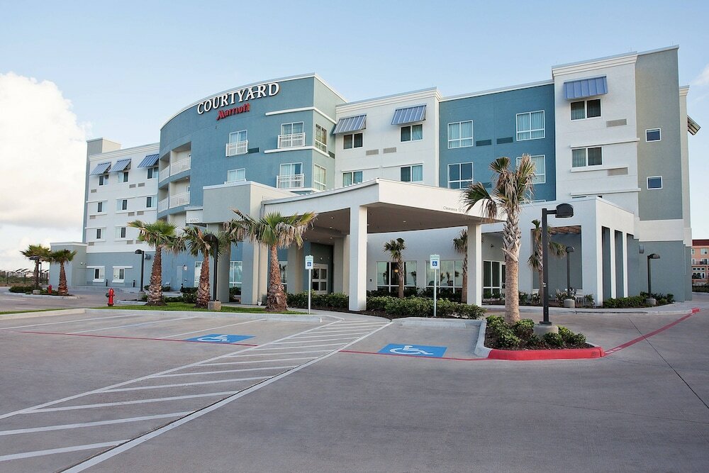 Фото Courtyard by Marriott Galveston Island