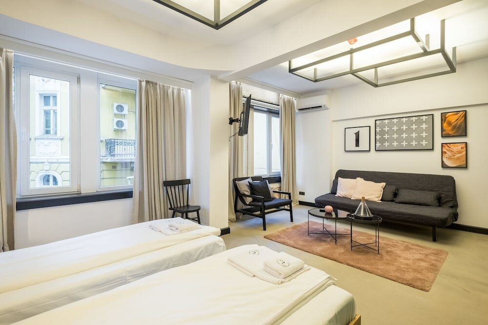 Фото R34 Boutique Hotel