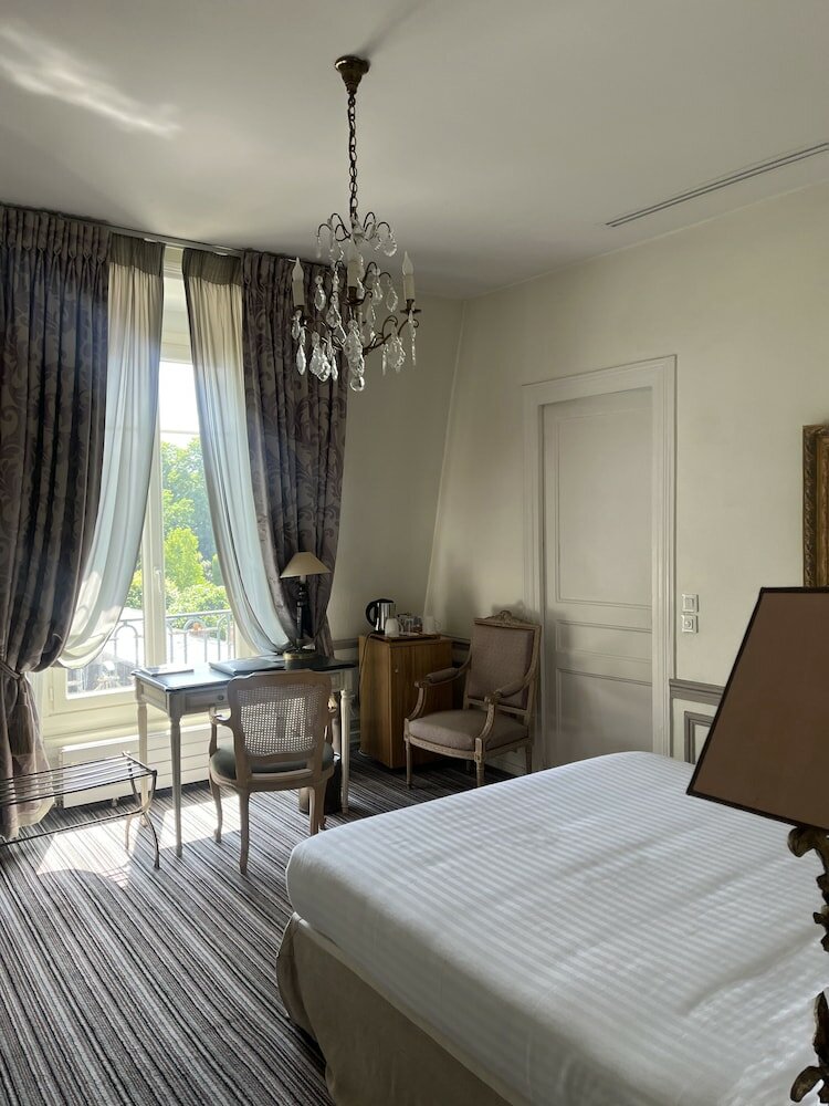 Фото Pavillon Henri IV