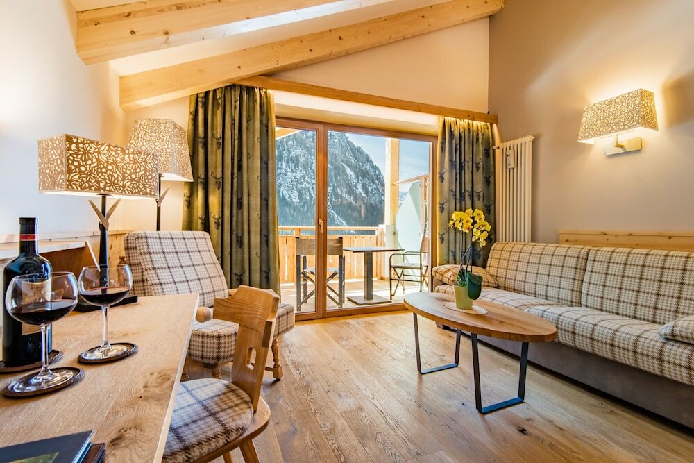 Фото Hotel Cesa Tyrol