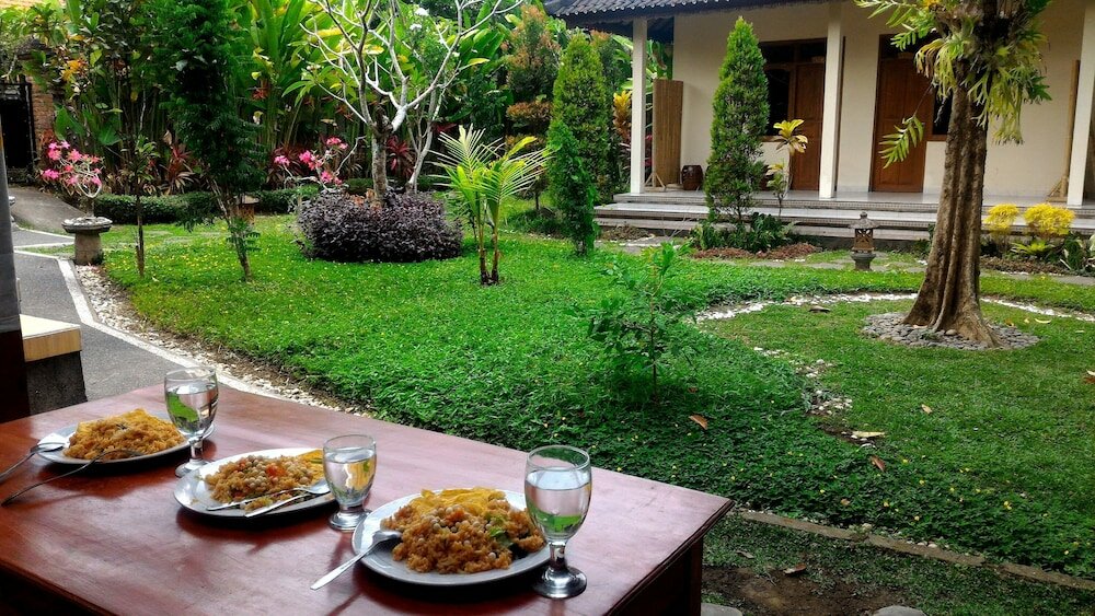 Фото Astawa House