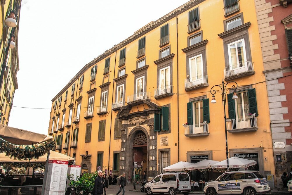 Фото отеля 1