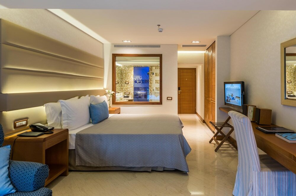 Фото Elounda Bay Palace Hotel