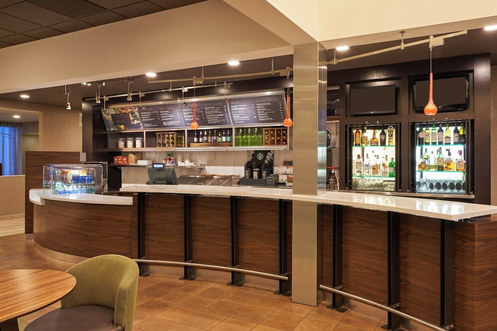 Фото Courtyard by Marriott Chicago Wood Dale