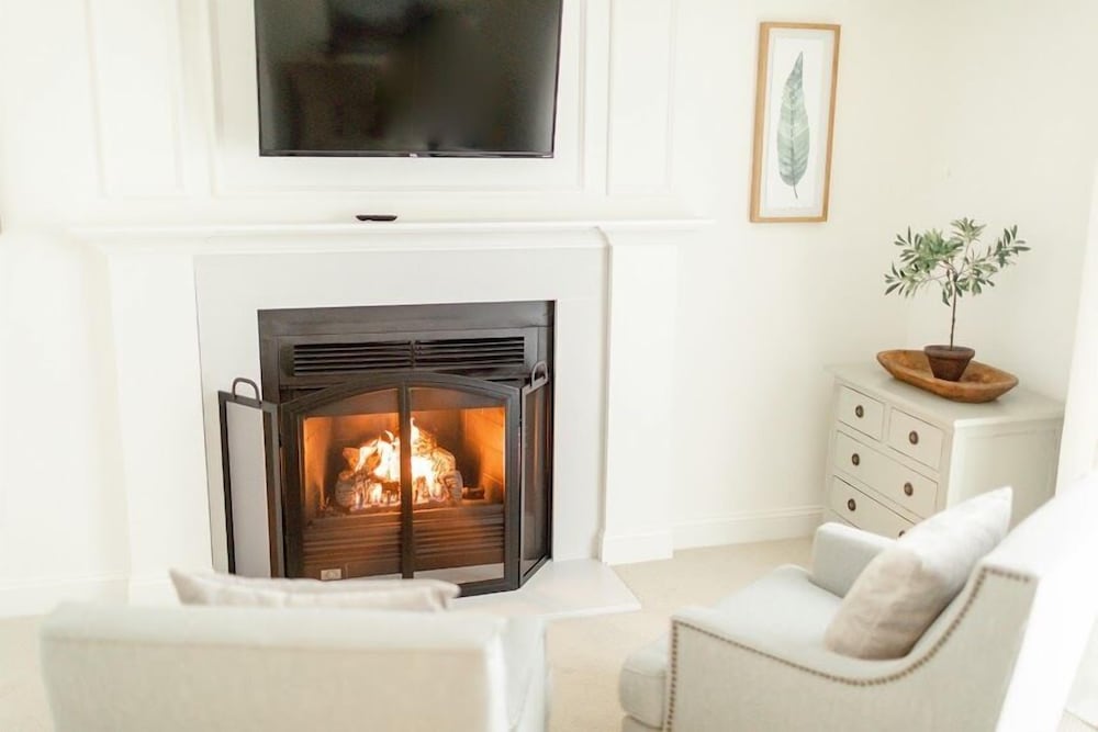 Фото Fairville Inn