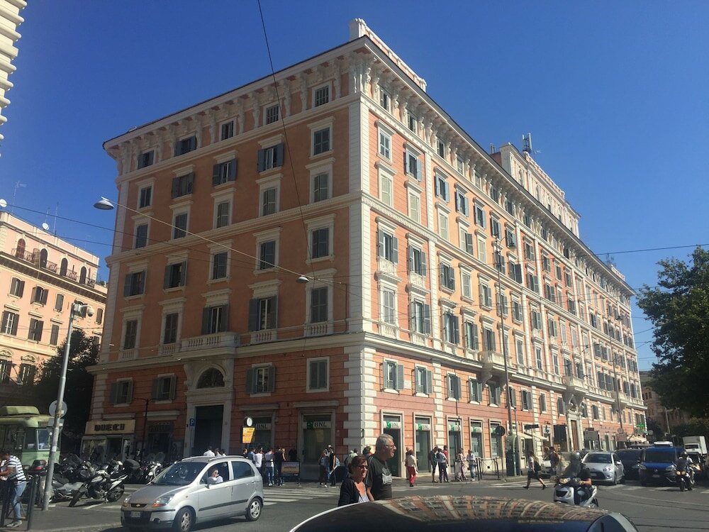 Фото отеля 3