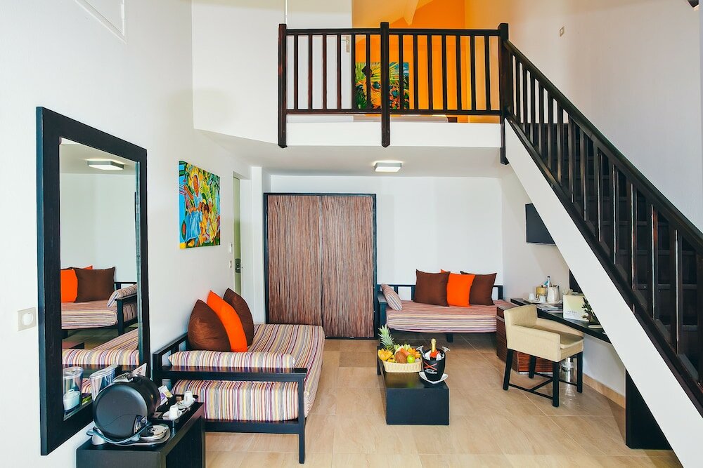 Фото Hommage Hotel & Residences