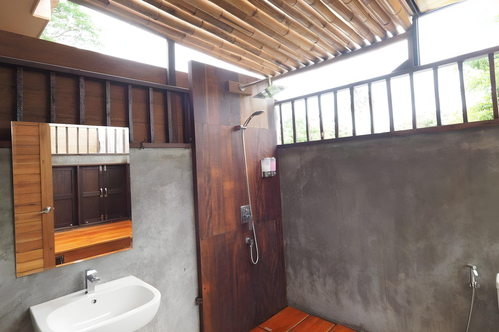 Фото Maithong Riverside