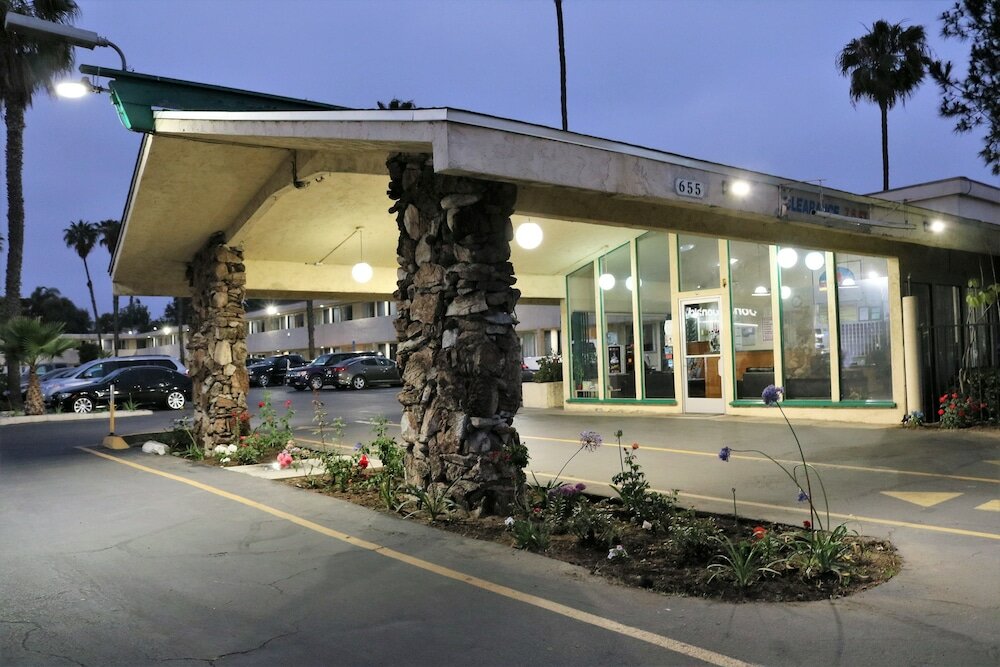 Фото Valli Hi Motel