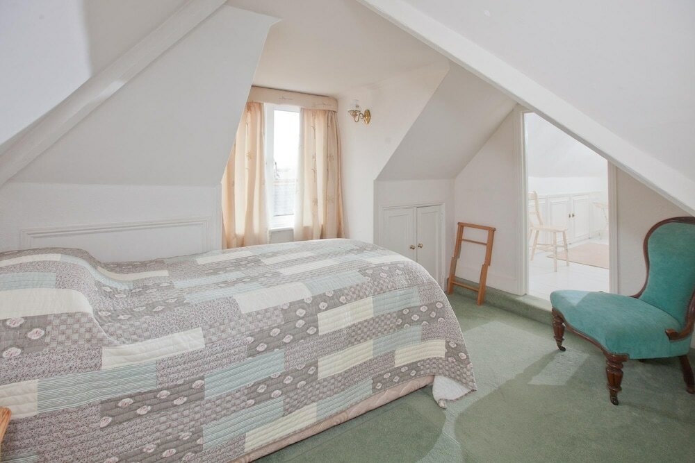 Фото The Old House Guesthouse