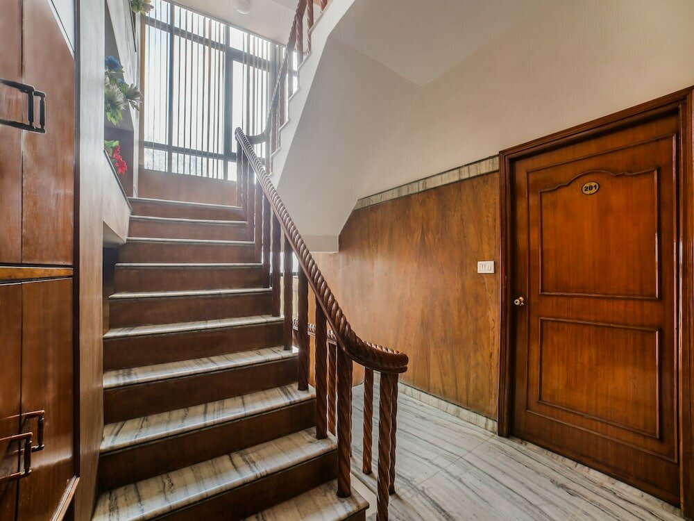 Фото Oyo 27041 Hotel Luna Rosa