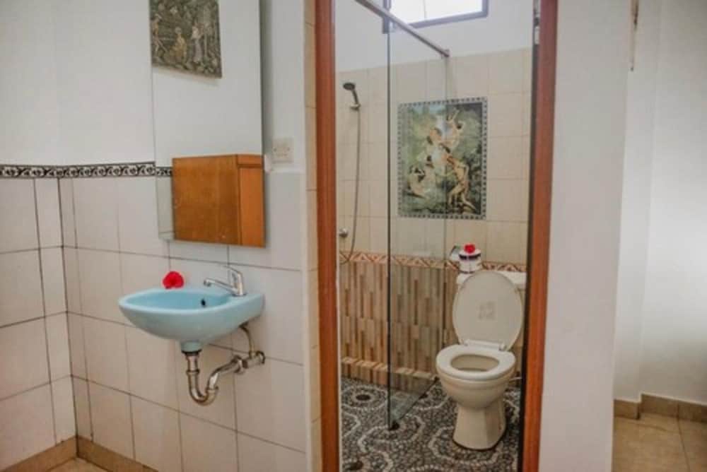 Фото Artha Dewata Home Stay