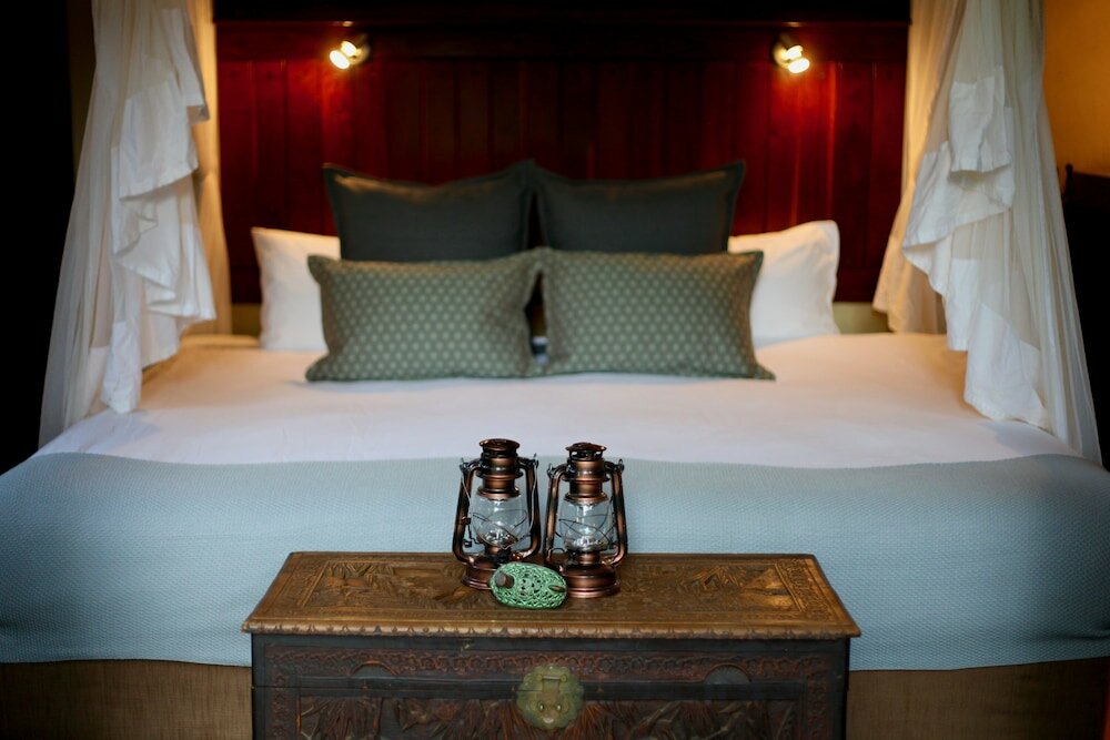 Фото Ivory Wilderness River Rock Lodge