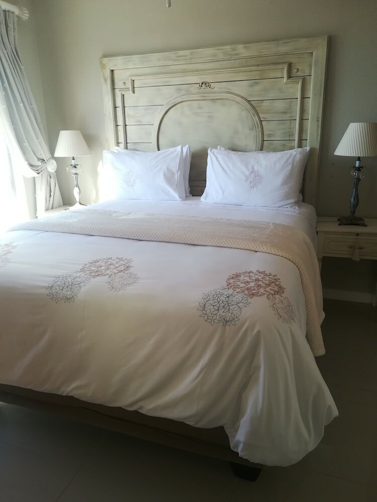 Фото Blouberg Manor Boutique Hotel