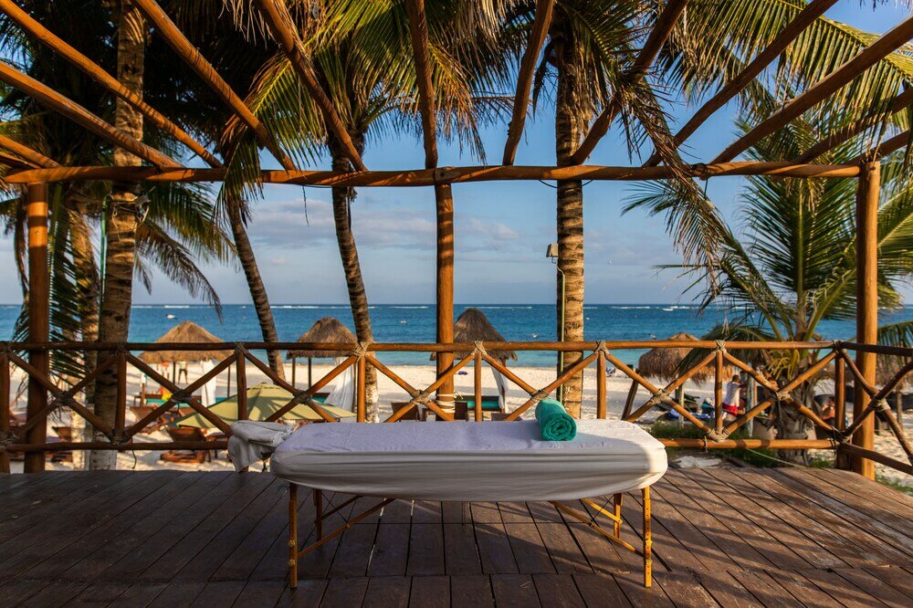 Фото Hotel & Beach Club Ojo de Agua