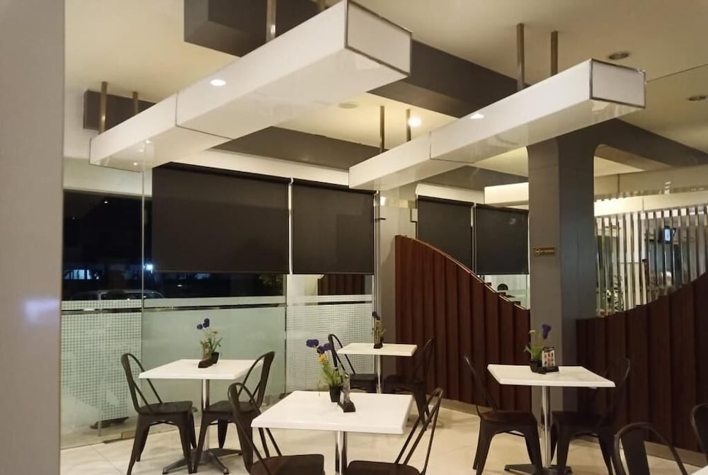 Фото City View Sorong