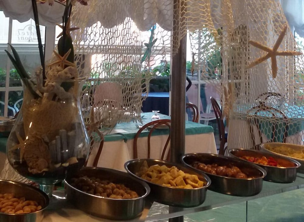 Фото Hotel Saponi