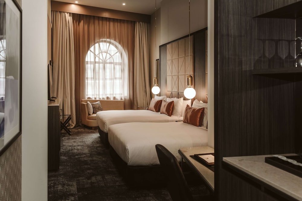 Фото Doubletree by Hilton Wellington