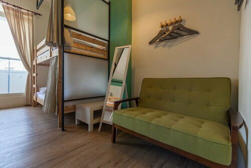 Внешний вид отеля Sleeping Boot Hostel в Хуаляни, фото 3