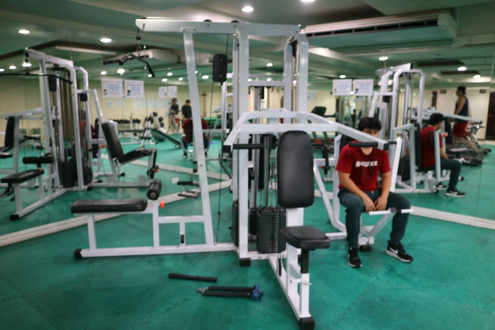 Фото Sea Pearl Manila Suites