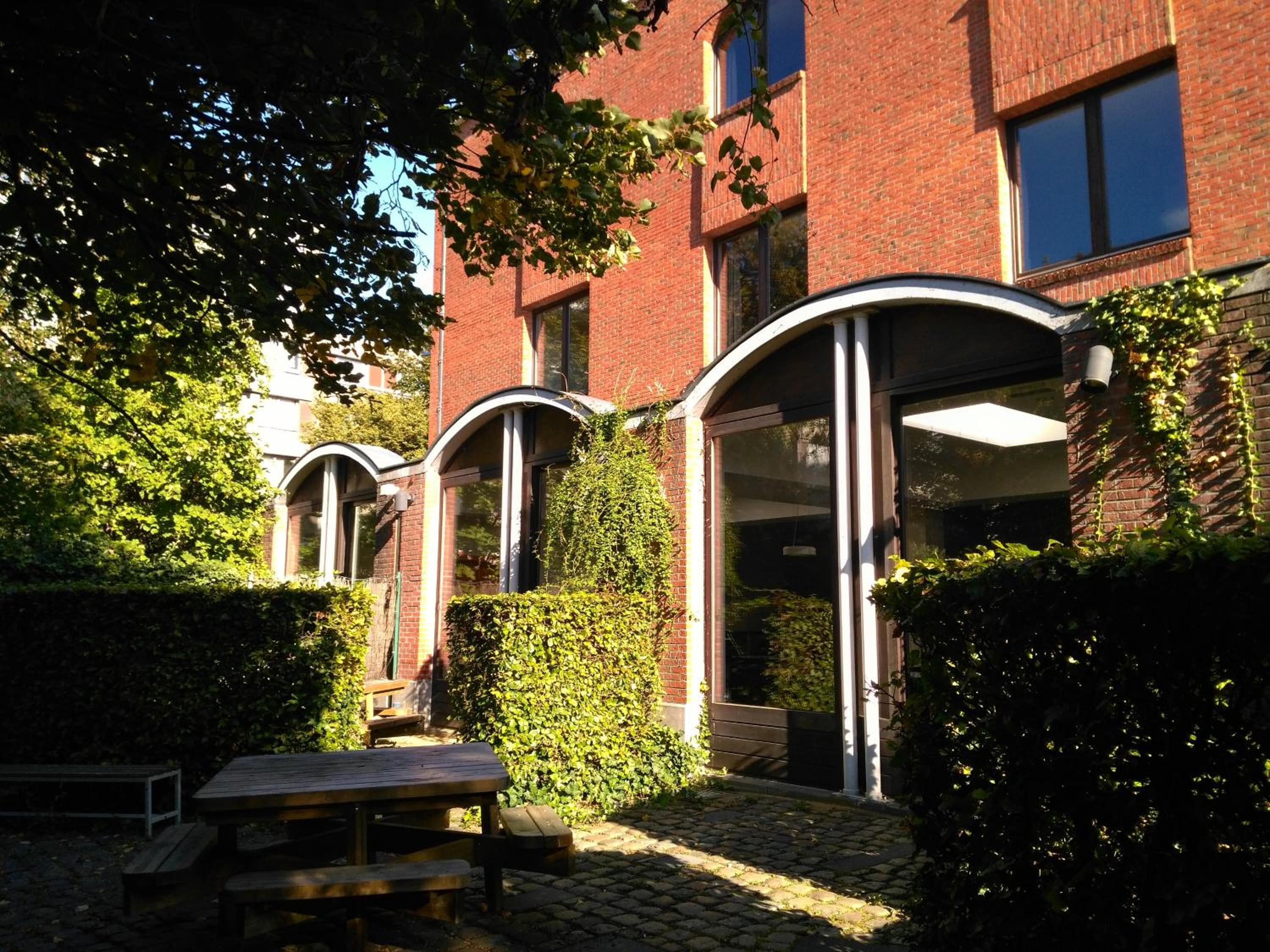 Фото Generation Europe Youth Hostel